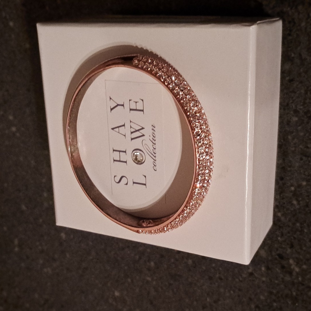 Shay Lowe Beautiful Rose Gold Bracelet with Shimmering Stones